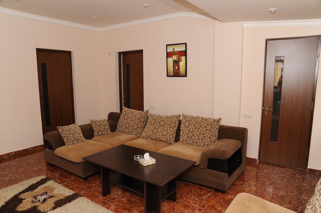 Villa 29 Erevan Quarto foto