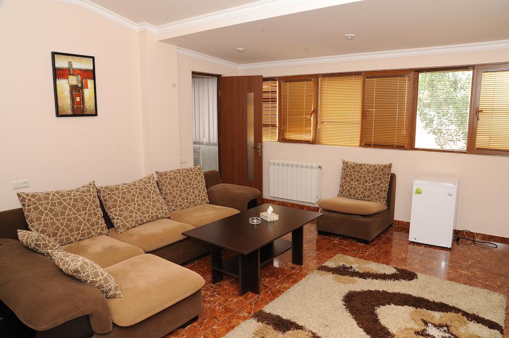 Villa 29 Erevan Quarto foto